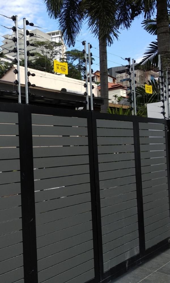 electric fence installation